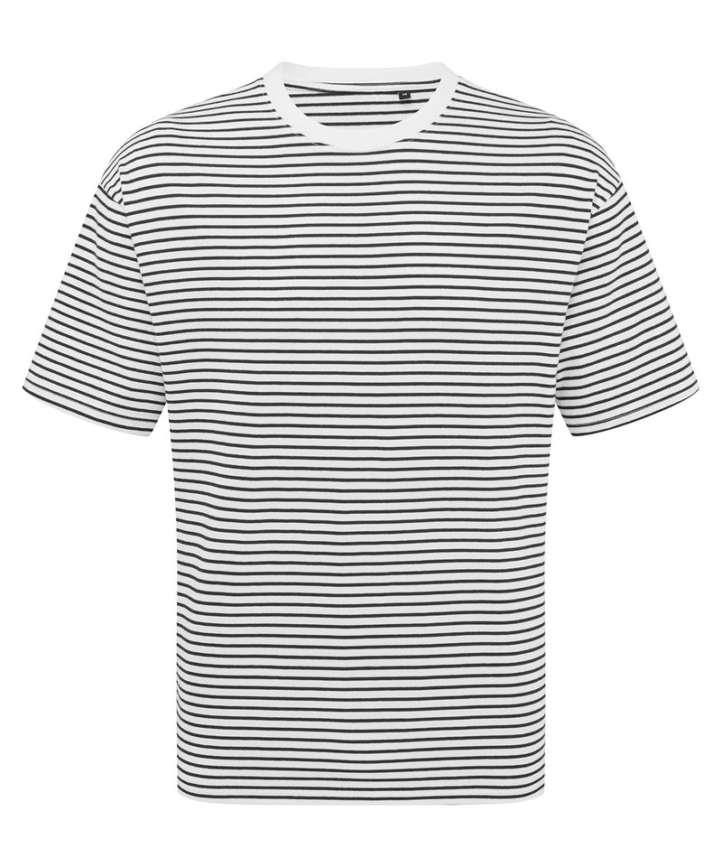 ‘Utility 2.0’ oversized t-shirt